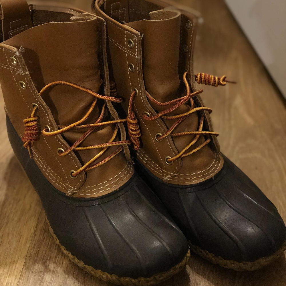 Mens LL Bean Boot for feet size 10